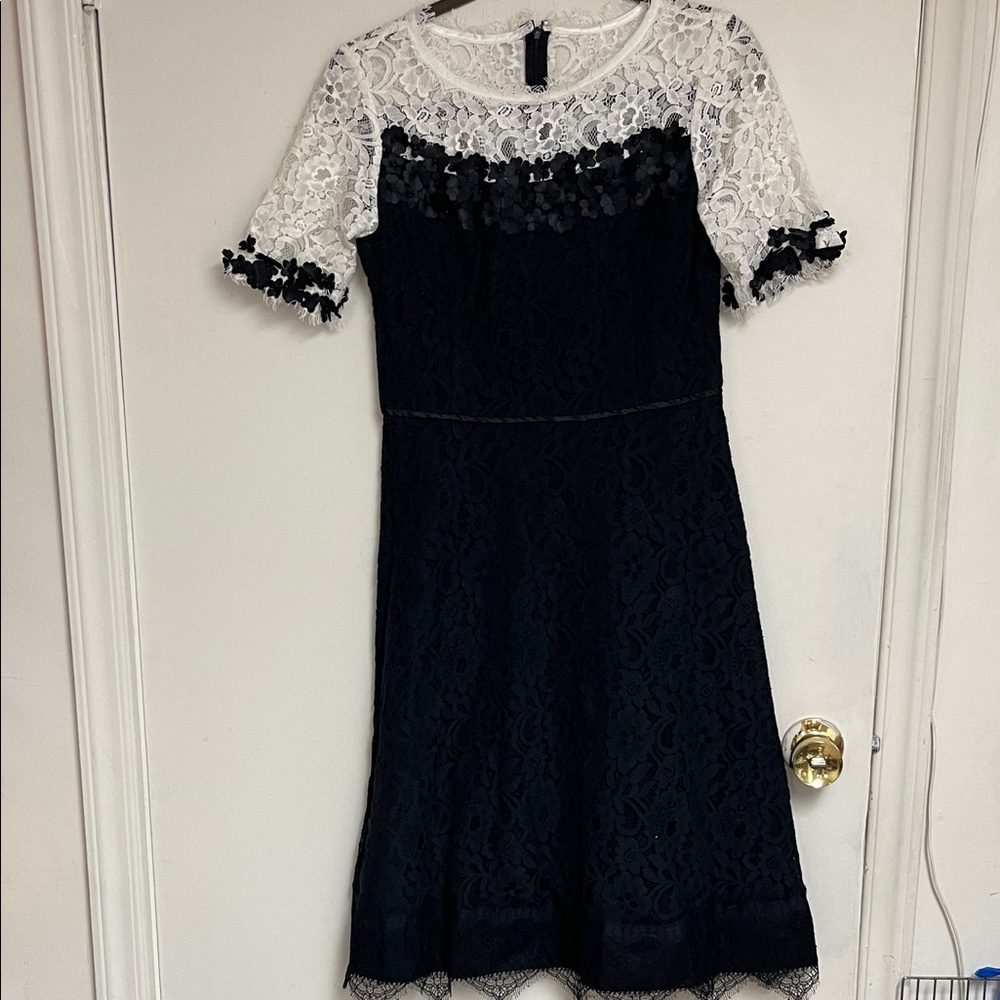 Once worn Elegant Black and White Lace Dress size 2